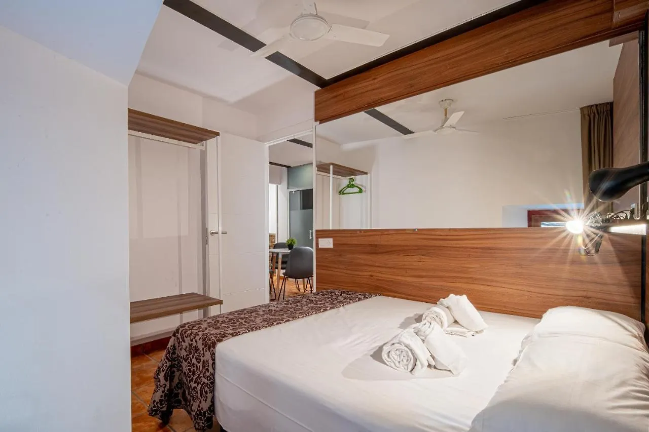 Apartamento 1 En La Muralla Romana Junto A La Catedral Tarragona
